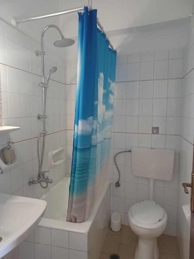 Lefteri's Apartment *